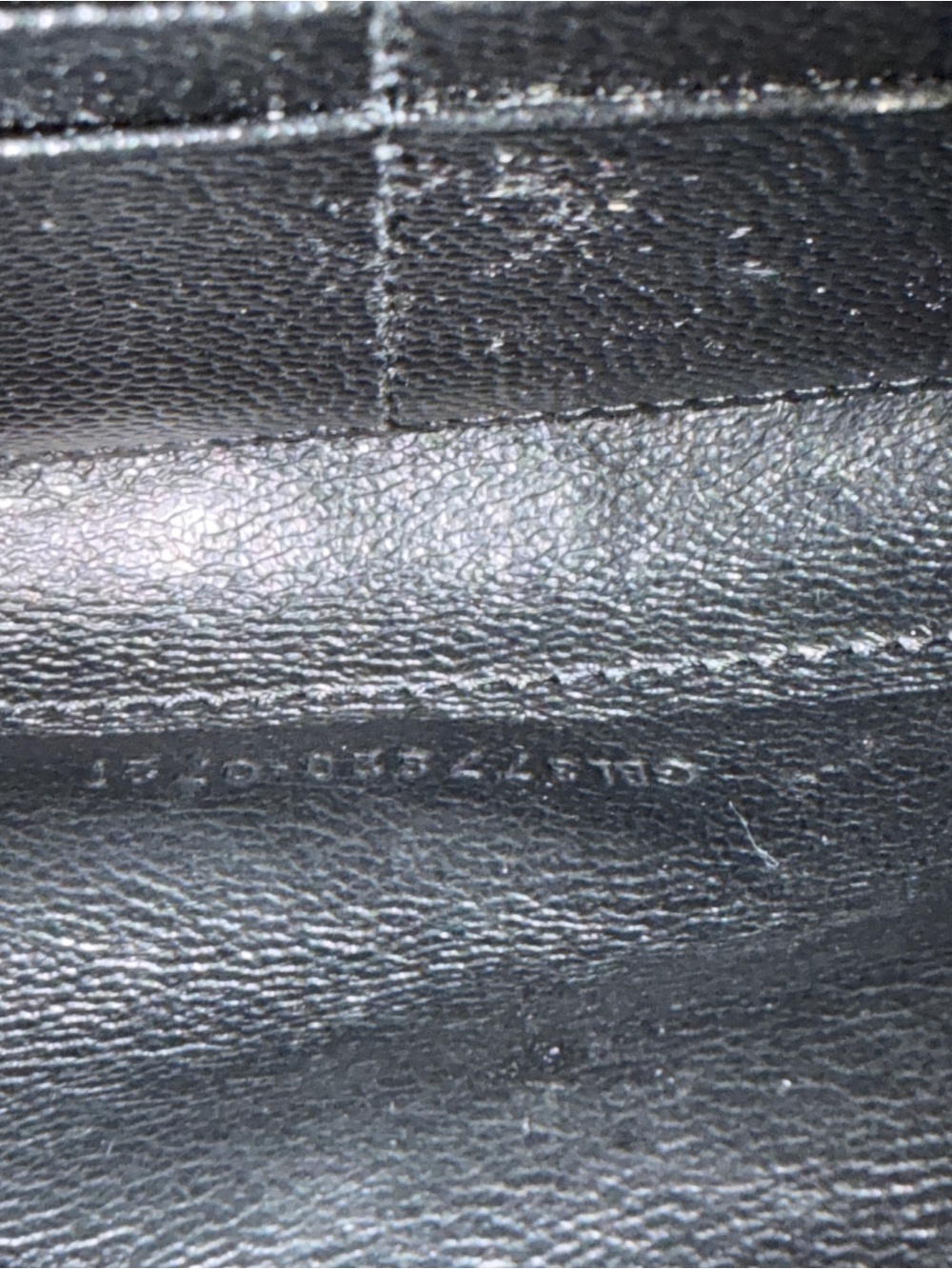 **LIKE NEW Saint Laurent Black Wallet-On-Chain - Picture 12 of 12